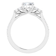 Load image into Gallery viewer, 14K Gold Round French-Set Diamond Engagement Ring