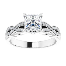 Load image into Gallery viewer, 14K Gold Princess-Cut Diamond Engagement Ring