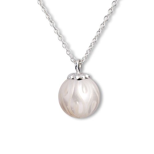 14K Gold Carved Freshwater Pearl Pendant